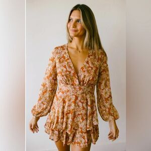 MOD on Trend Mandy Romper, V neck, floral print, long sleeve, size M